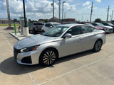 Used 2023 Nissan Altima 2.5 SV image 3