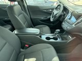 Used 2023 Chevrolet Malibu LT image 3