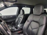Used 2018 Porsche Cayenne Platinum Edition image 5