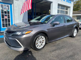 Used 2021 Toyota Camry LE image 3