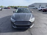 Used 2015 Ford Fusion SE image 2