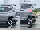Used 2019 Nissan Rogue SV image 3