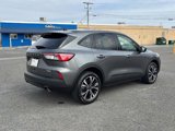 Certified 2022 Ford Escape SE w/ SE Sport Appearance Package image 5