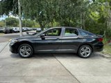 Used 2022 Volkswagen Jetta SE image 2