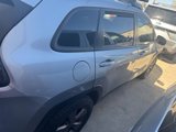 Used 2017 Jeep Cherokee Latitude w/ Comfort/Convenience Group image 4