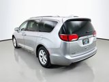 Used 2018 Chrysler Pacifica Touring-L Plus image 5