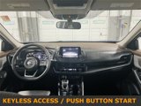 Used 2023 Nissan Rogue SV image 4