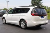 Used 2022 Chrysler Pacifica Touring-L w/ Uconnect Theater Family Group image 5