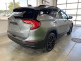 Used 2020 GMC Terrain SLE w/ Driver Convenience Package image 4