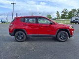 Used 2017 Jeep Compass Sport image 2