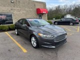 Used 2015 Ford Fusion SE image 3