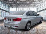 Used 2018 BMW 320i xDrive Sedan image 4