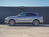 Certified 2022 Porsche Cayenne image 2