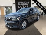 Used 2020 Volvo XC40 T5 Momentum image 3