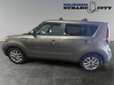 Used 2017 Kia Soul + image 2