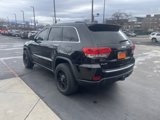 Used 2017 Jeep Grand Cherokee Limited w/ Trailer Tow Group IV image 4
