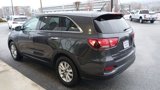 Used 2019 Kia Sorento LX image 5