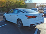 Used 2023 Nissan Altima 2.5 SV image 4