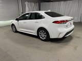 Used 2022 Toyota Corolla LE image 5