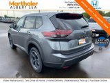 Used 2024 Nissan Rogue SV image 3
