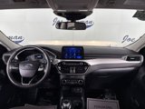 Used 2022 Ford Escape SE w/ Convenience Package image 2