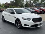 Used 2013 Ford Taurus SHO image 3