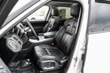 Used 2017 Land Rover Range Rover Sport SE image 3