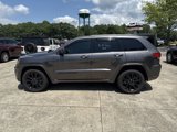 Used 2019 Jeep Grand Cherokee Altitude image 4