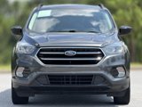 Used 2019 Ford Escape SE image 2