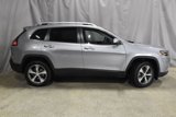 Used 2019 Jeep Cherokee Limited image 3