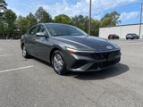 Certified 2025 Hyundai Elantra SE image 4