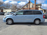 Used 2013 Chrysler Town & Country Touring image 4