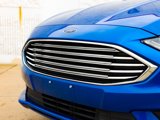 Used 2017 Ford Fusion SE image 4
