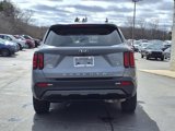 Used 2021 Kia Sorento S image 5