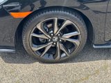 Used 2018 Honda Civic Sport image 2