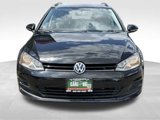 Used 2016 Volkswagen Golf S image 2