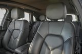 Certified 2023 Porsche Macan image 5