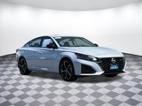 Used 2024 Nissan Altima 2.5 SR w/ SR Premium Package image 6