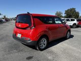 Used 2022 Kia Soul LX w/ Technology Package image 5