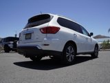 Used 2018 Nissan Pathfinder SV image 4
