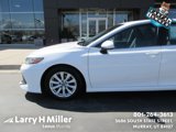 Used 2018 Toyota Camry LE image 2
