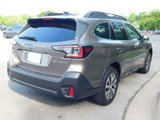 Used 2022 Subaru Outback Premium image 4