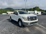Used 2018 Nissan Titan SV w/ SV Convenience Package image 3