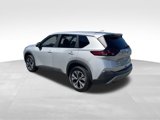 Used 2023 Nissan Rogue SV image 3