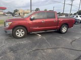 Used 2018 Nissan Titan SV image 4