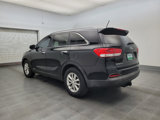 Used 2016 Kia Sorento LX image 3