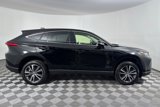 Certified 2022 Toyota Venza LE image 3
