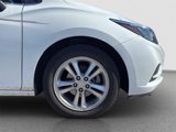 Used 2018 Chevrolet Cruze LT w/ Convenience Package image 2