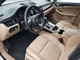 Certified 2025 Porsche Macan Turbo image 4