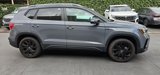 Used 2023 Volkswagen Taos SE image 4
